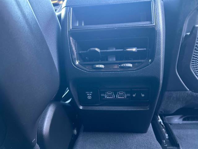 Used 2023 Jeep Grand Cherokee 30th Anniversary image 15