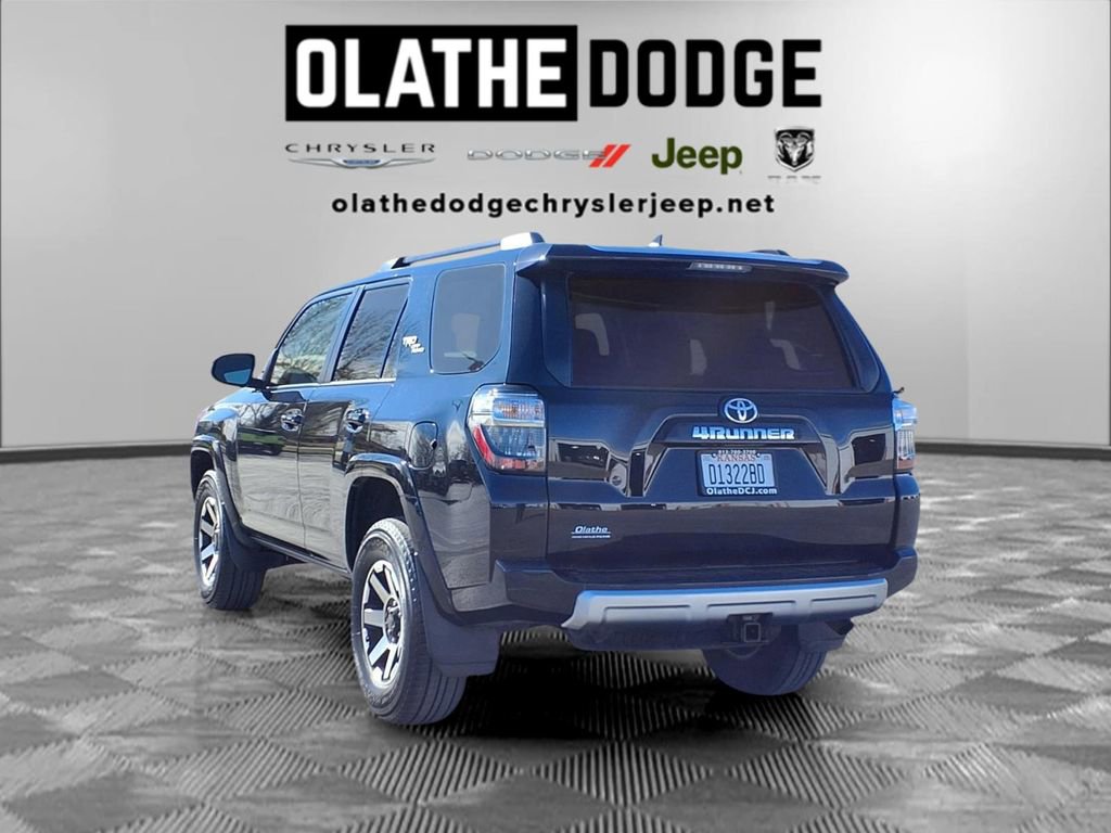 Used 2024 Toyota 4Runner TRD Off-Road image 3