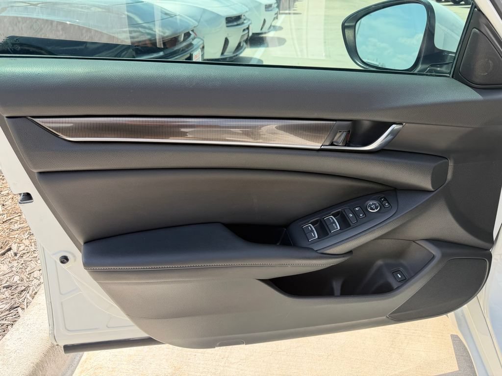 Used 2019 Honda Accord Sport image 13