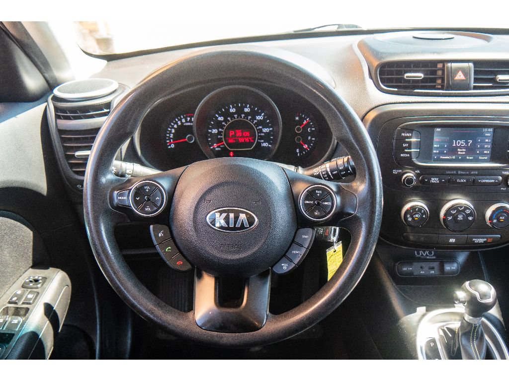 Used 2015 Kia Soul + FWD image 21