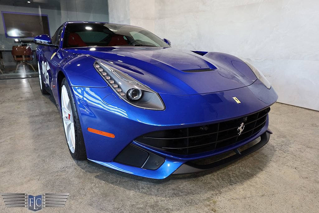 Used 2017 Ferrari F12 Berlinetta RWD image 11