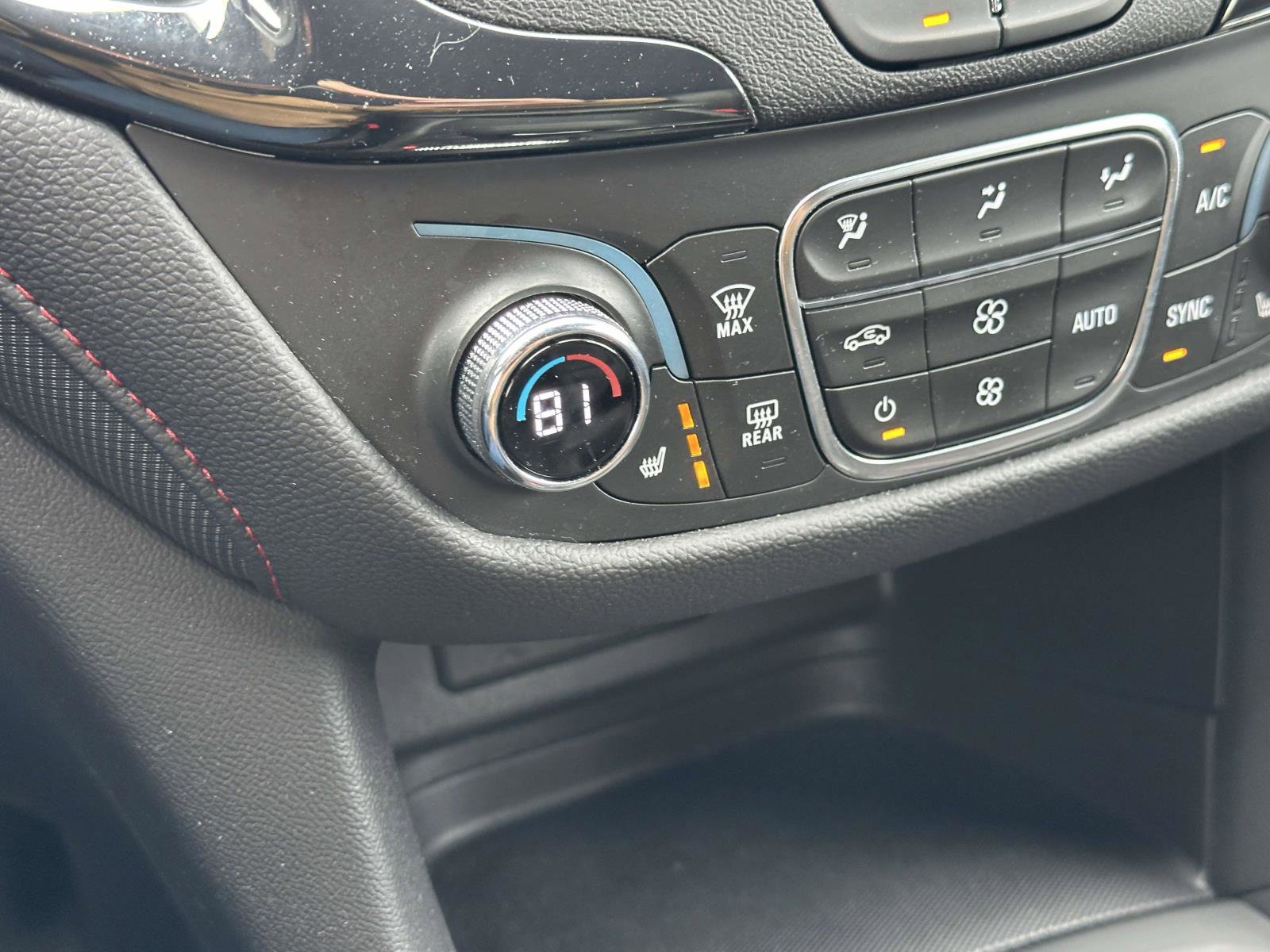 Certified 2024 Chevrolet Equinox RS w/ RS Leather Package image 26