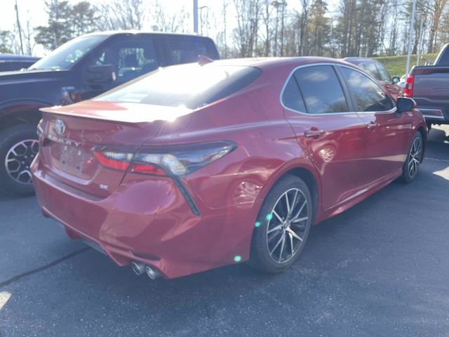 Used 2023 Toyota Camry SE image 4