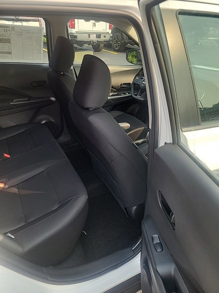 Used 2025 Nissan Kicks Play S image 19