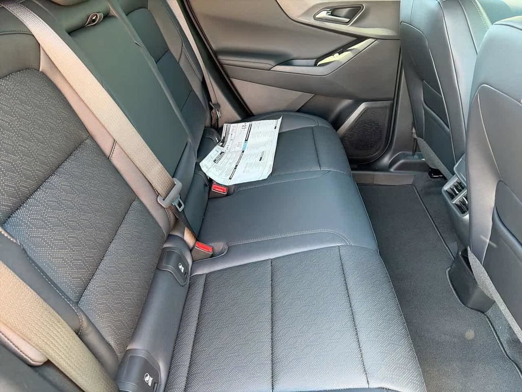 New 2026 Chevrolet Equinox LT w/ Convenience Package II FWD image 14