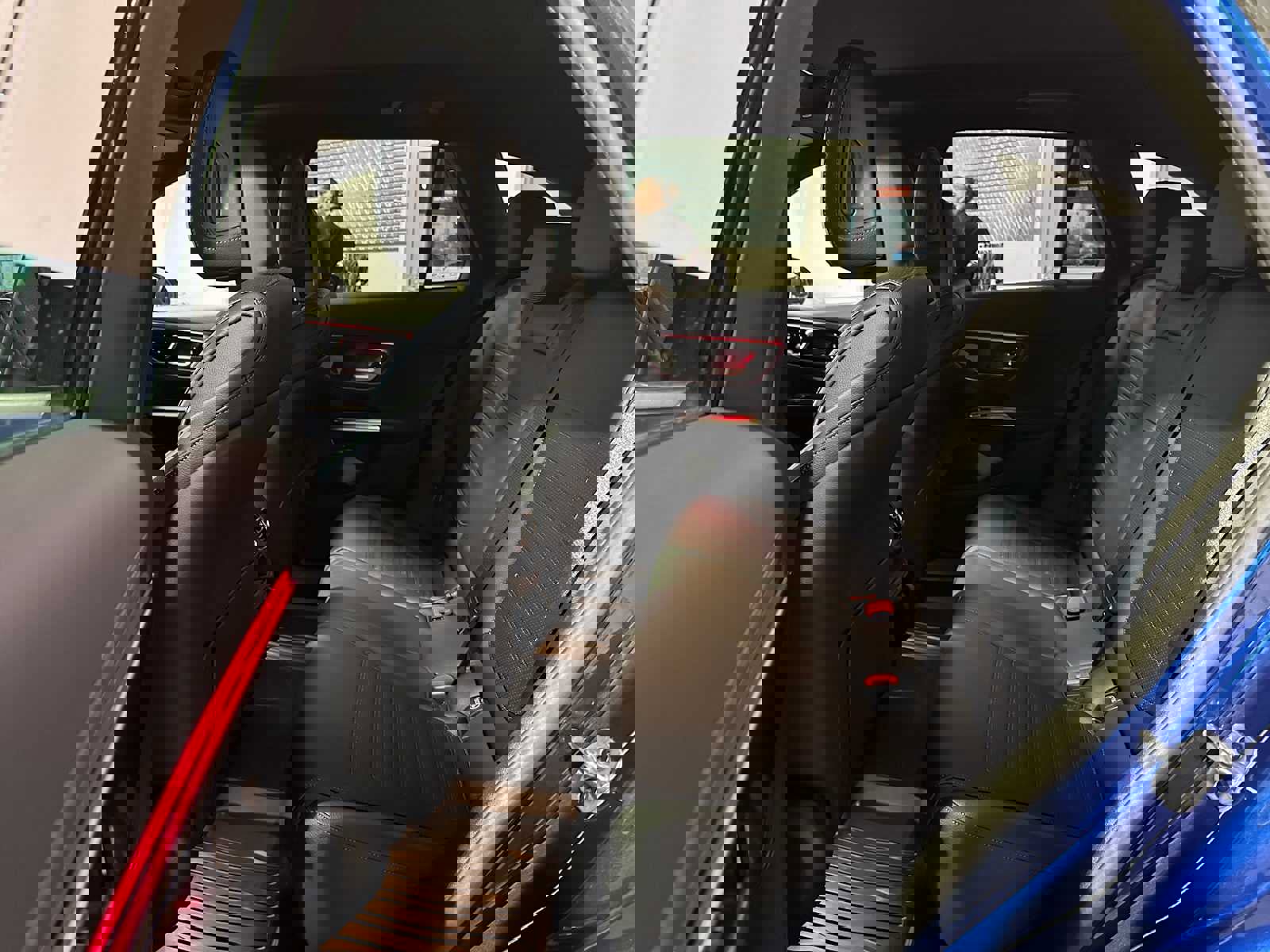 Used 2024 Mercedes-Benz GLC 300 4MATIC image 15