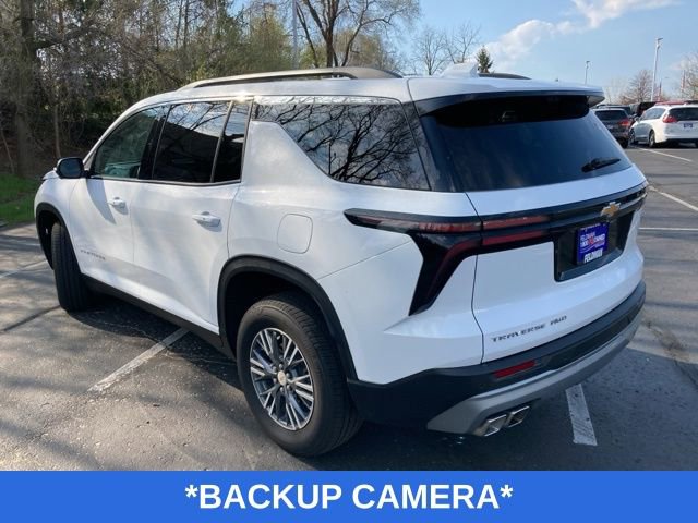 Used 2026 Chevrolet Traverse LT w/ Driver Confidence Package AWD/4WD image 8