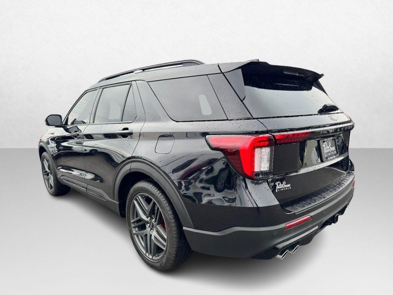Used 2025 Ford Explorer ST RWD image 7