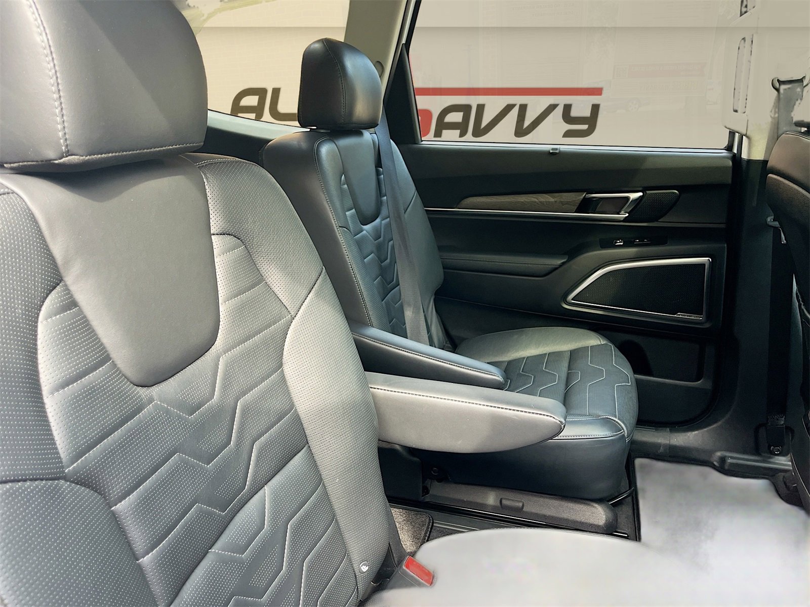 Used 2022 Kia Telluride SX w/ SX Prestige Package image 30