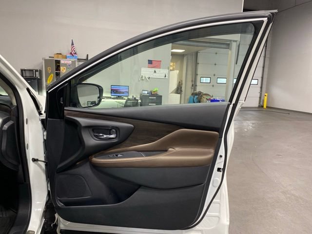Certified 2024 Nissan Murano Platinum w/ Cargo Package AWD/4WD image 29