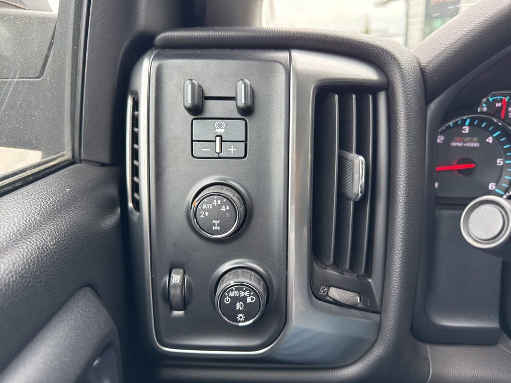 Used 2015 Chevrolet Silverado 1500 LT w/ All Star Edition AWD/4WD image 22