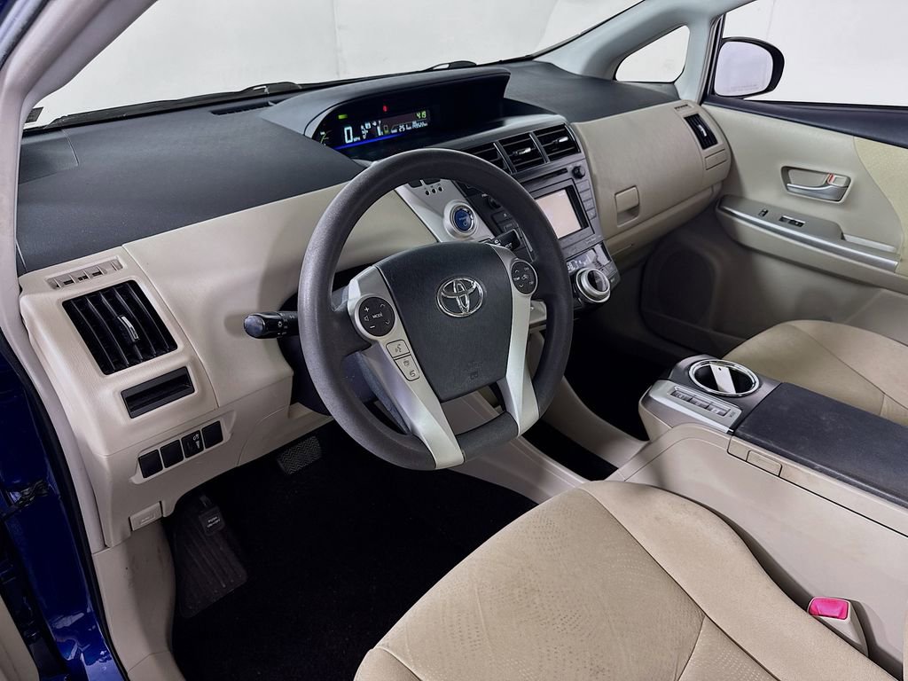 Used 2014 Toyota Prius V Three FWD image 9