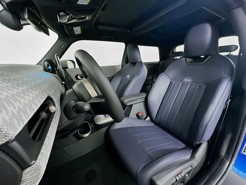 Certified 2025 MINI Cooper S image 16