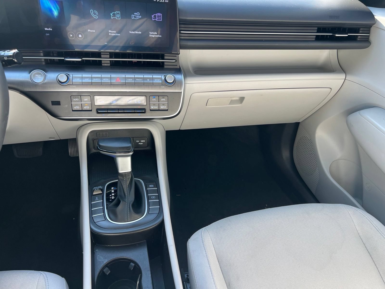 Certified 2024 Hyundai Kona SEL AWD/4WD image 31