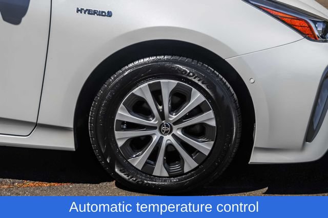 Used 2022 Toyota Prius LE AWD/4WD image 8