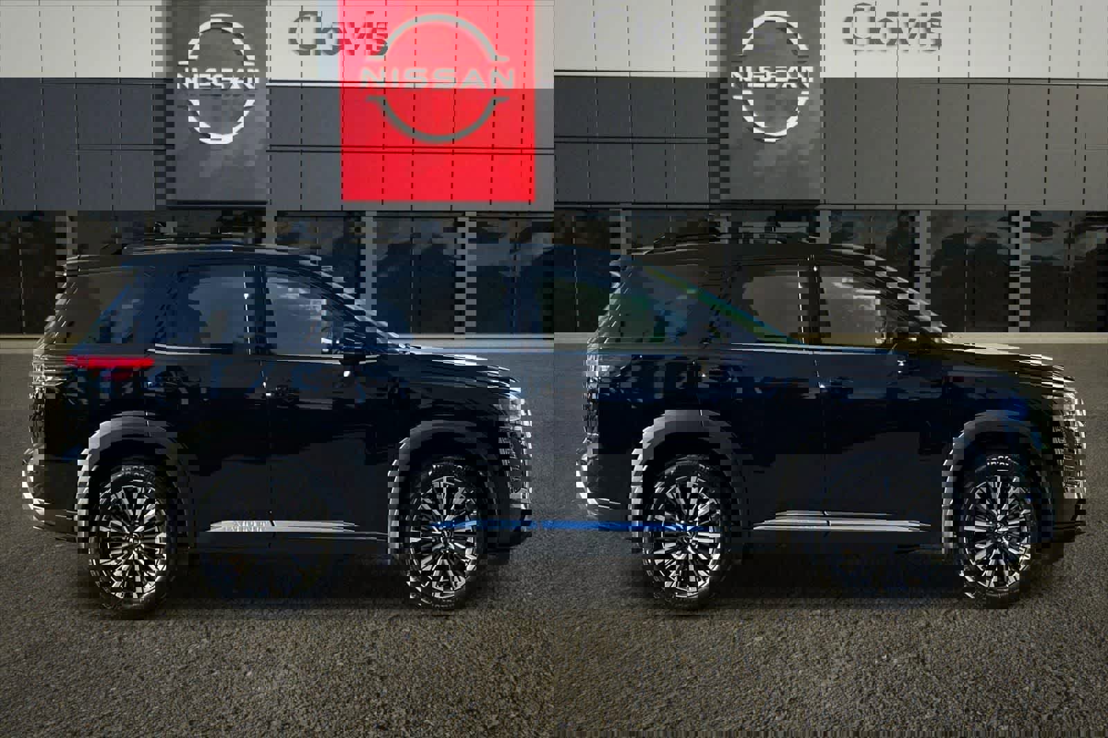 New 2026 Nissan Pathfinder Platinum image 9