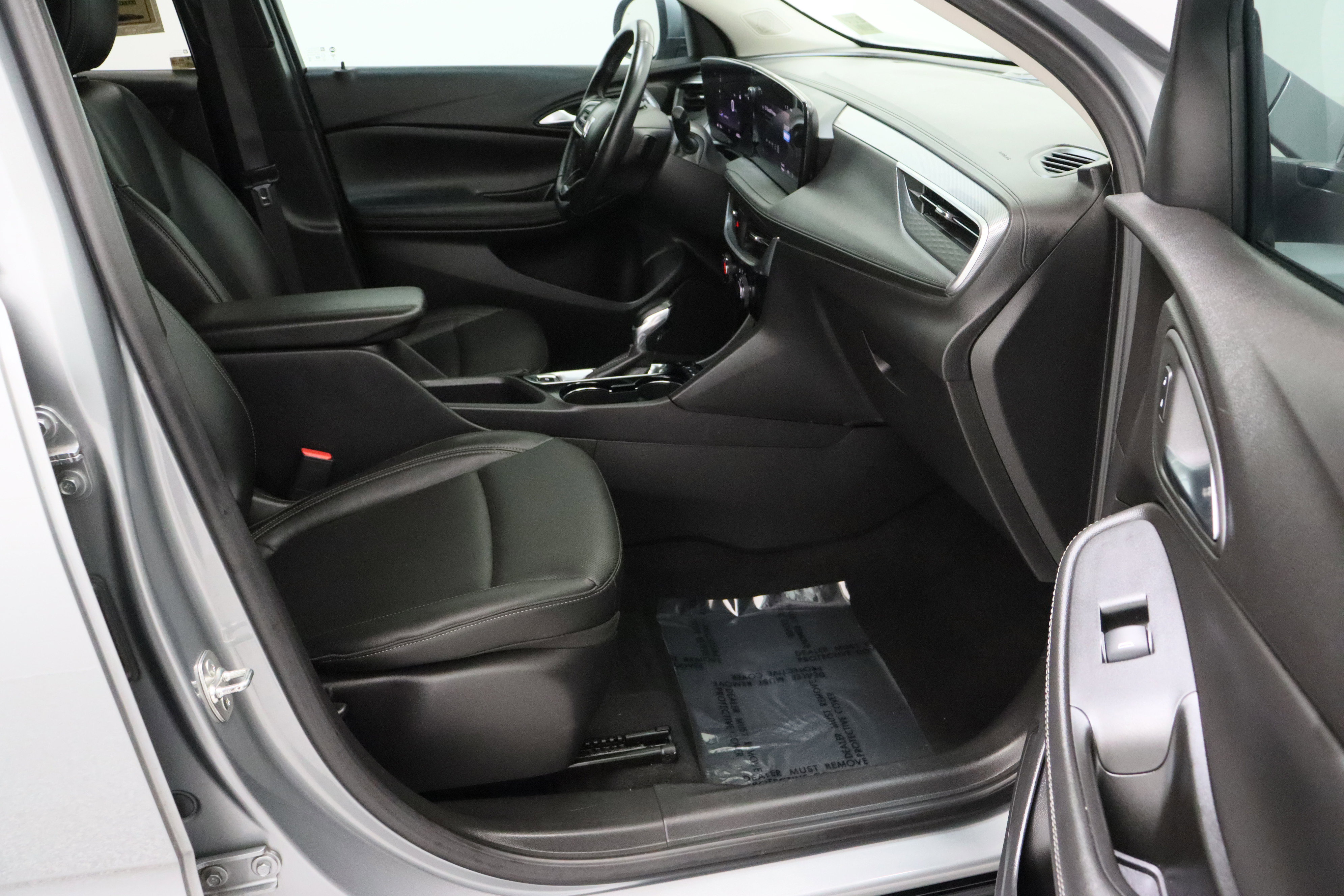 Used 2024 Buick Encore GX Sport Touring image 35