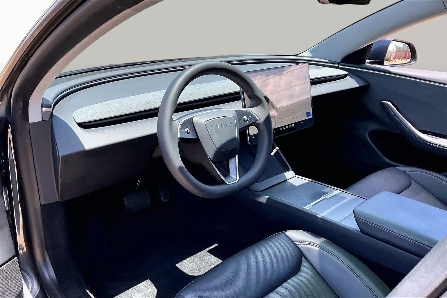 Used 2024 Tesla Model 3 Standard Range RWD image 16