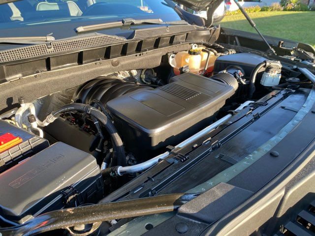 Used 2023 Chevrolet Suburban Premier image 28