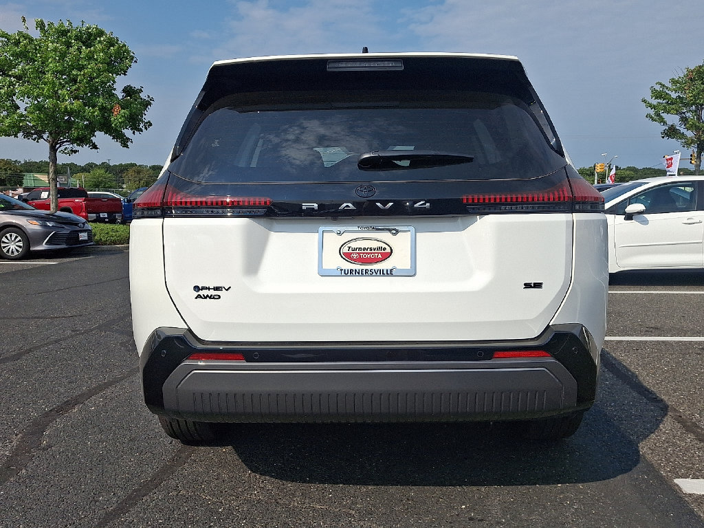 Used 2026 Toyota RAV4 SE w/ Convenience Package AWD/4WD image 5
