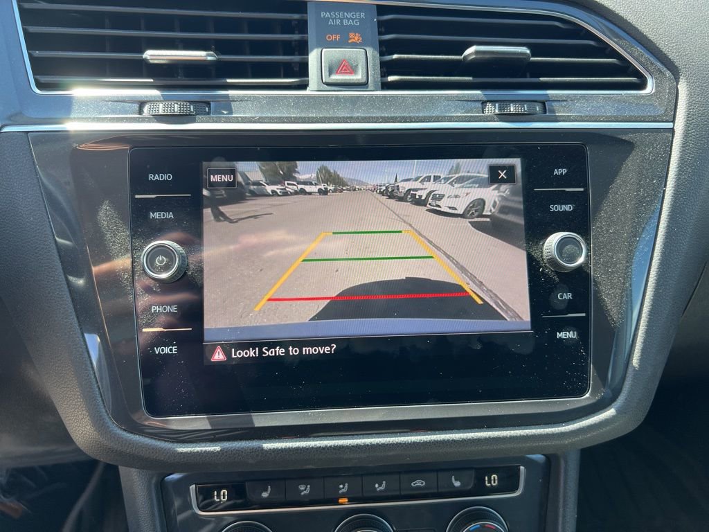 Used 2020 Volkswagen Tiguan SE image 15