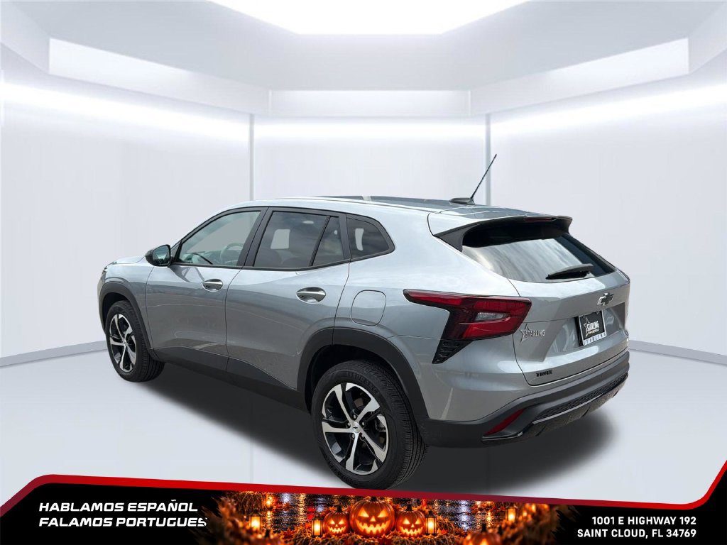 Used 2024 Chevrolet Trax RS w/ Driver Confidence Package FWD image 4