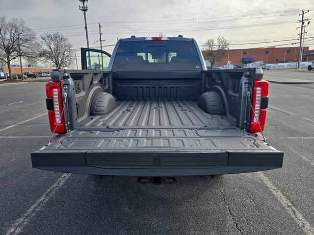 New 2026 Ford F250 Lariat w/ Black Appearance Package image 23