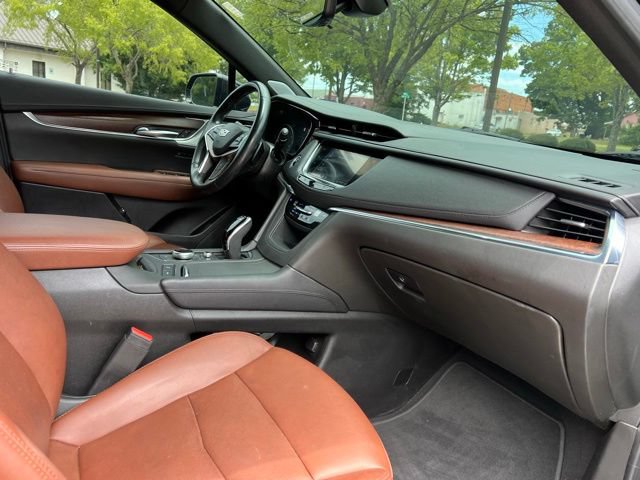 Used 2020 Cadillac XT5 Premium Luxury FWD image 23