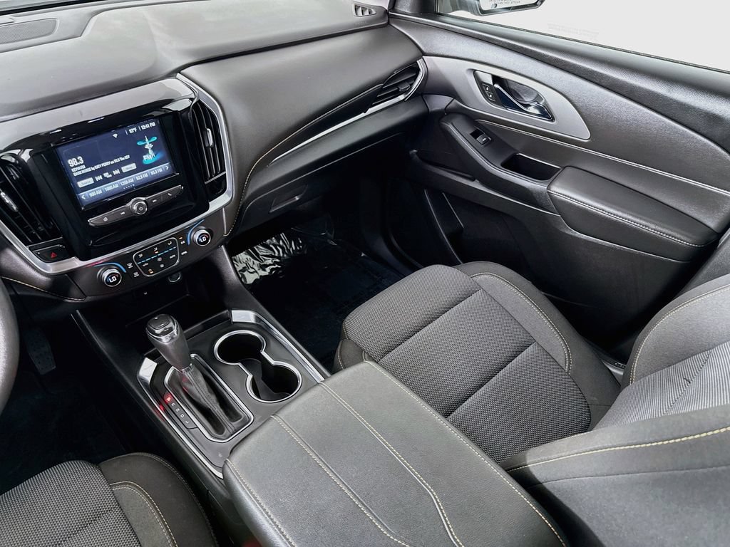 Used 2019 Chevrolet Traverse LS AWD/4WD image 25