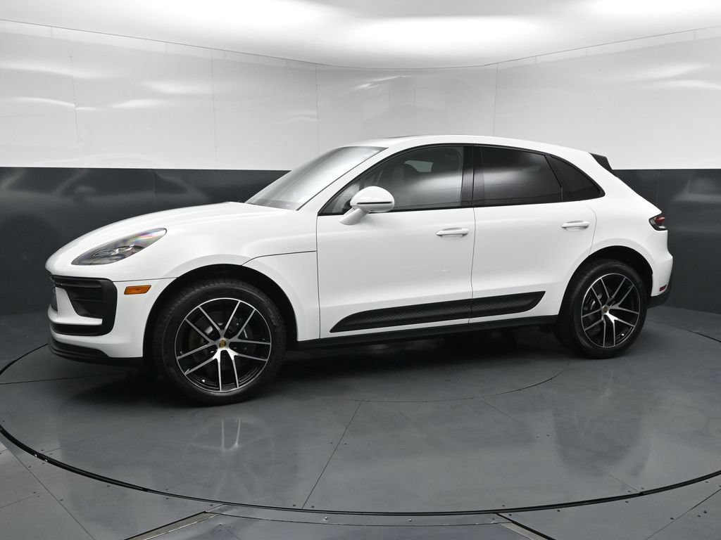 New 2026 Porsche Macan AWD/4WD image 1
