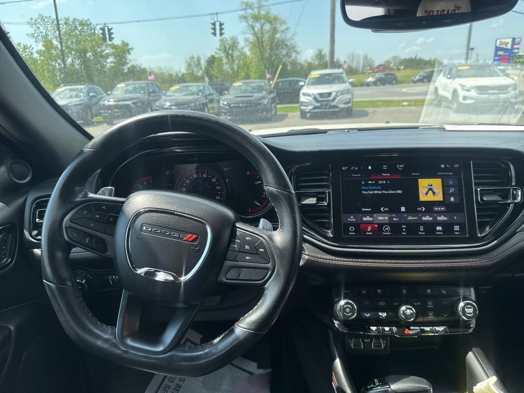 Used 2022 Dodge Durango R/T w/ Blacktop Package AWD/4WD image 23