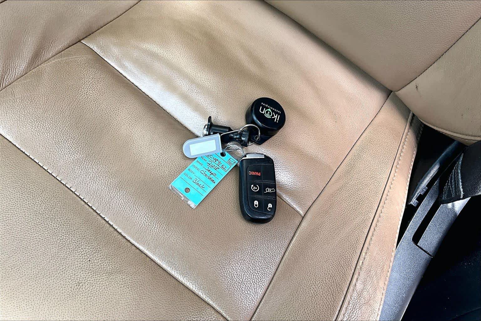 Used 2018 Jeep Grand Cherokee Altitude RWD image 15