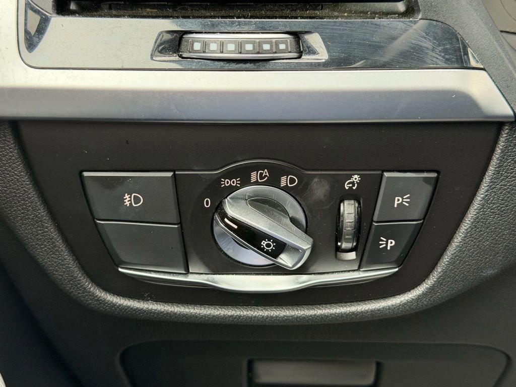 Used 2019 BMW X3 xDrive30i image 11