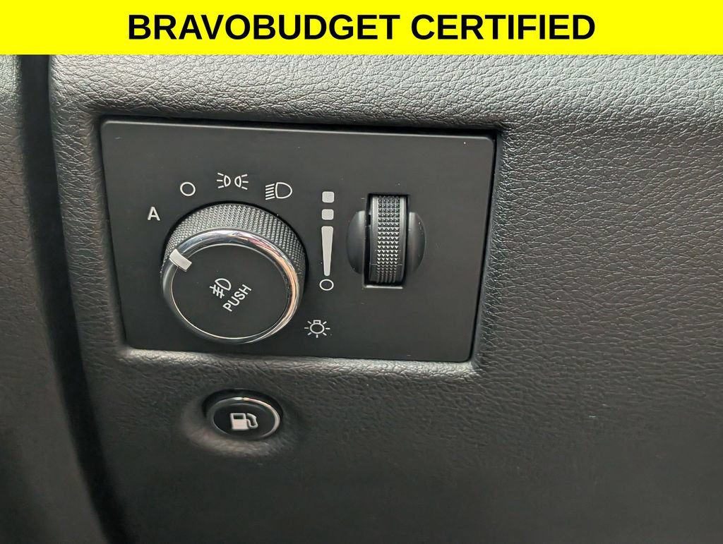 Used 2018 Jeep Grand Cherokee Limited AWD/4WD image 14