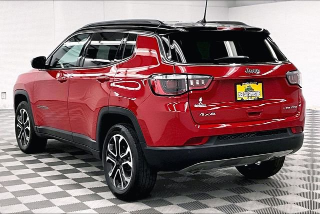 Used 2024 Jeep Compass Limited image 3