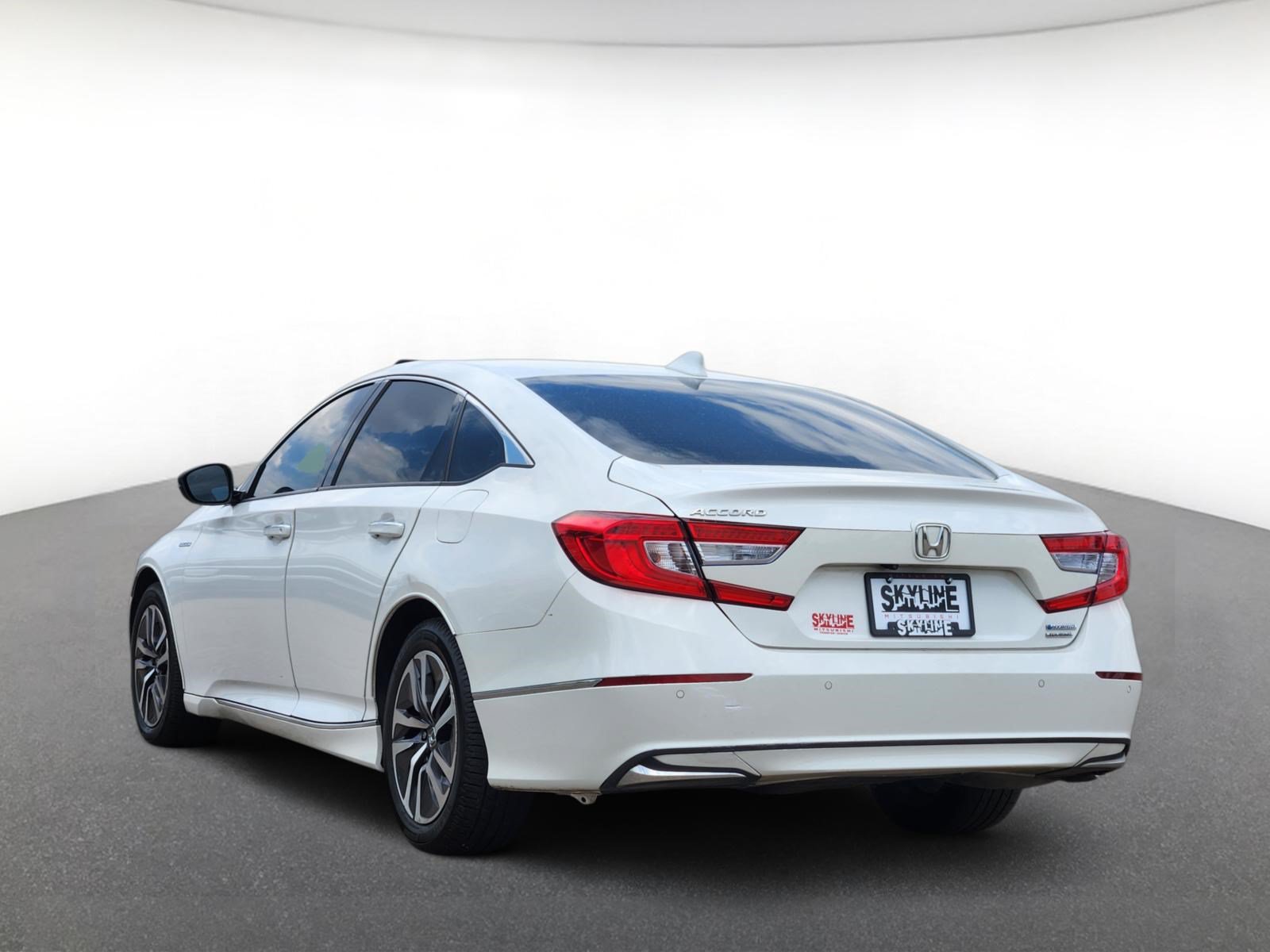 Used 2020 Honda Accord Touring image 4