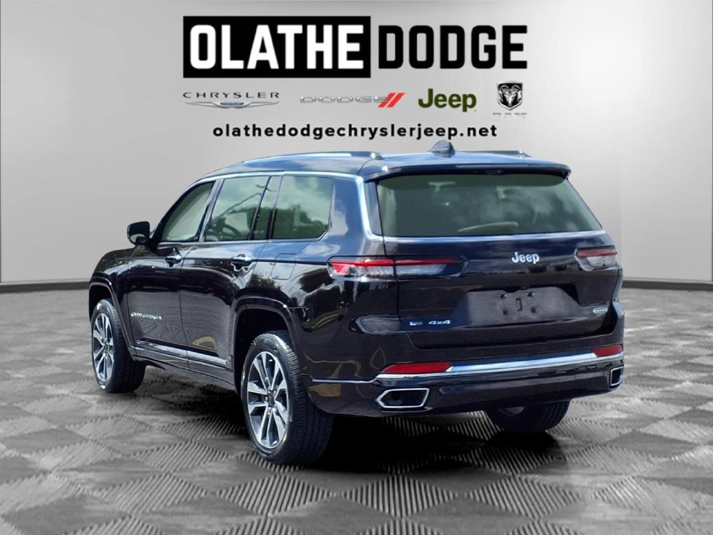 Used 2022 Jeep Grand Cherokee L Overland w/ Luxury Tech Group IV AWD/4WD image 3