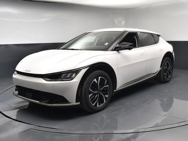 Used 2024 Kia EV6 Wind w/ Wind Technology Package image 4