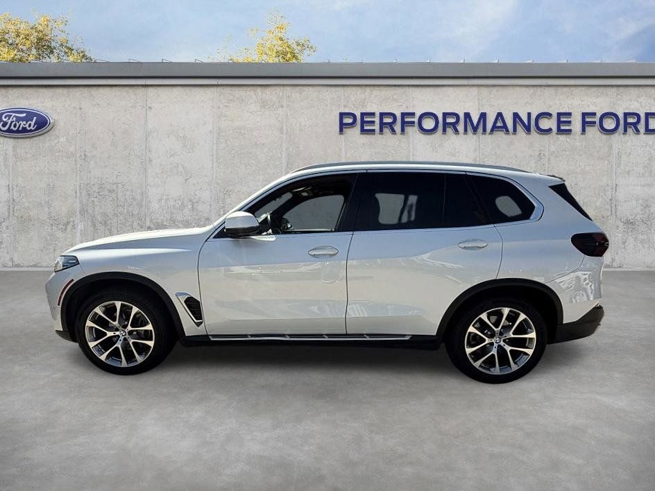 Used 2024 BMW X5 xDrive40i AWD/4WD image 12