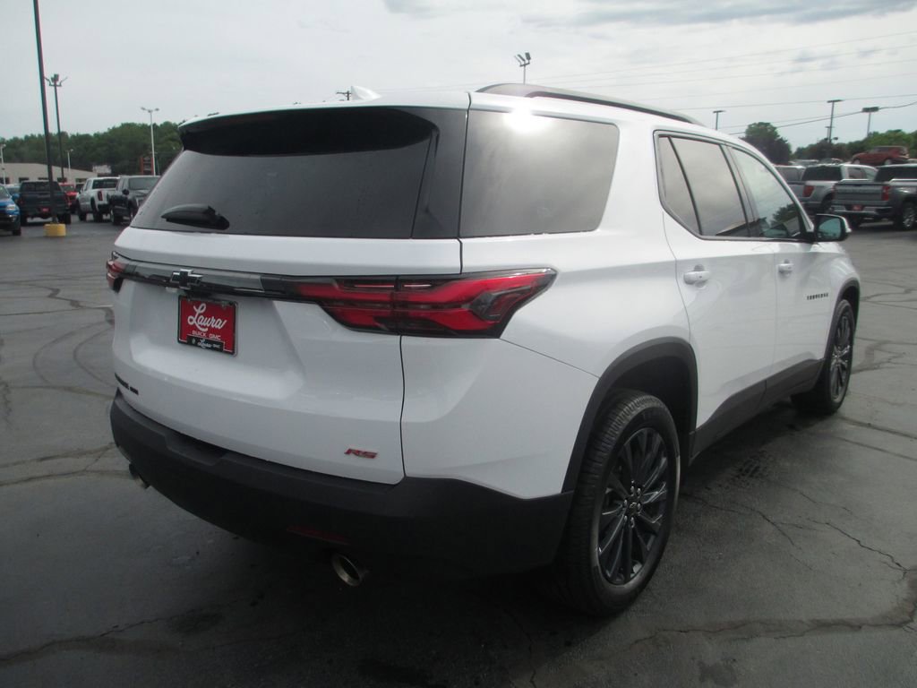 Used 2023 Chevrolet Traverse RS AWD/4WD image 6