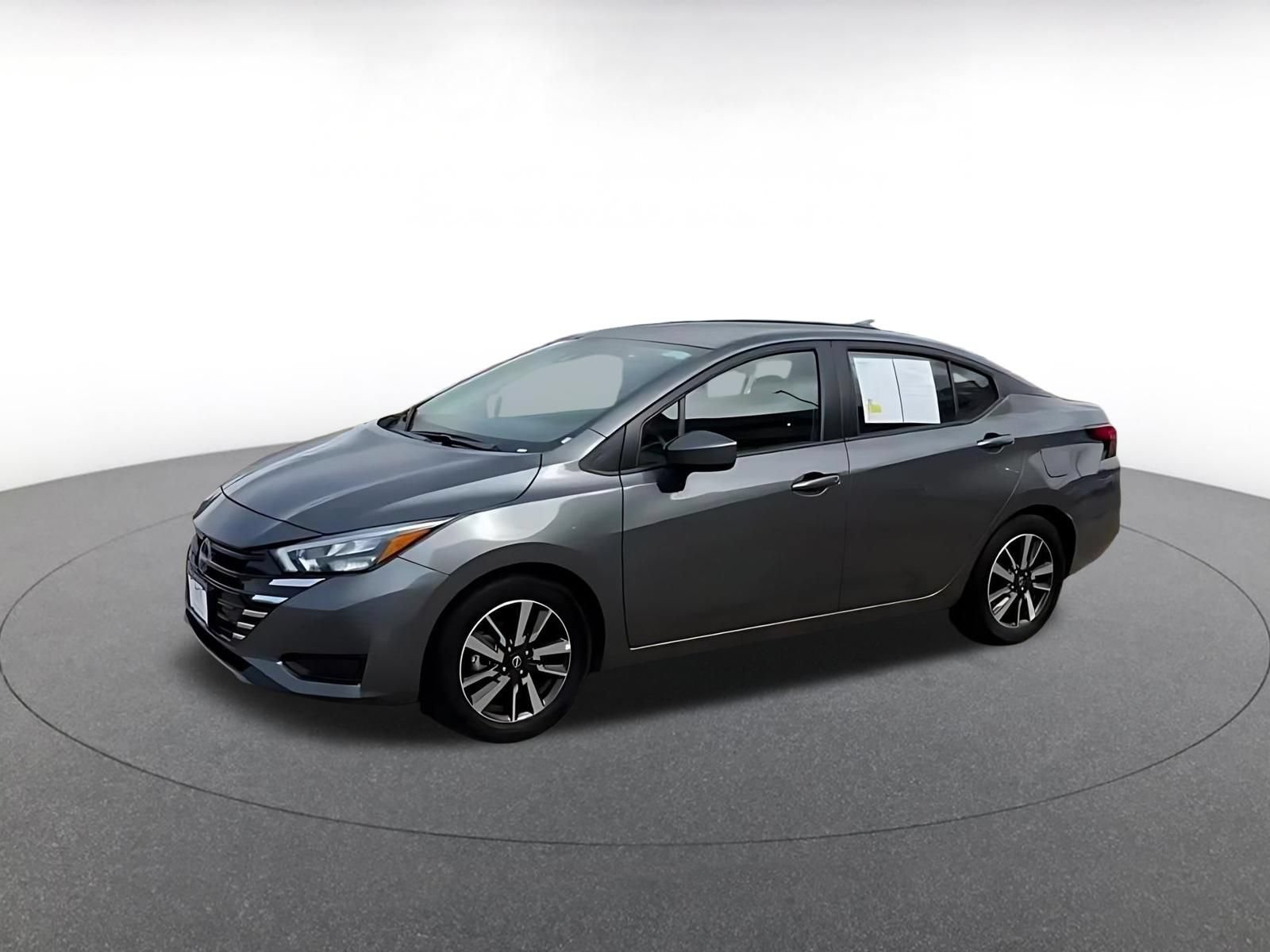 Used 2025 Nissan Versa SV FWD image 8