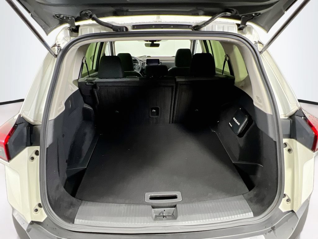 Used 2023 Nissan Rogue SV AWD/4WD image 24