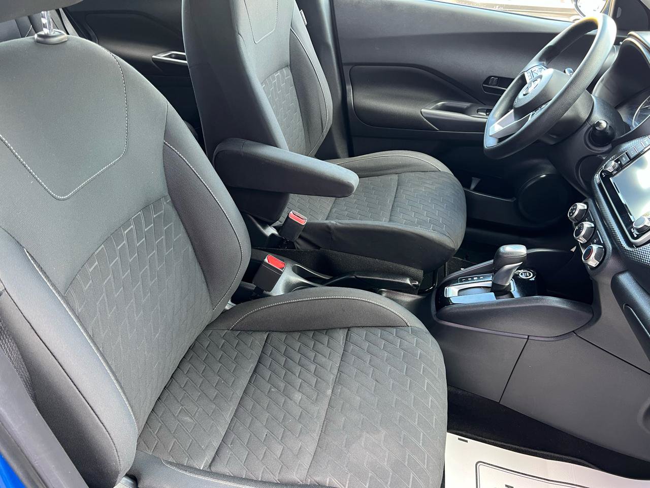 Used 2021 Nissan Kicks S FWD image 19