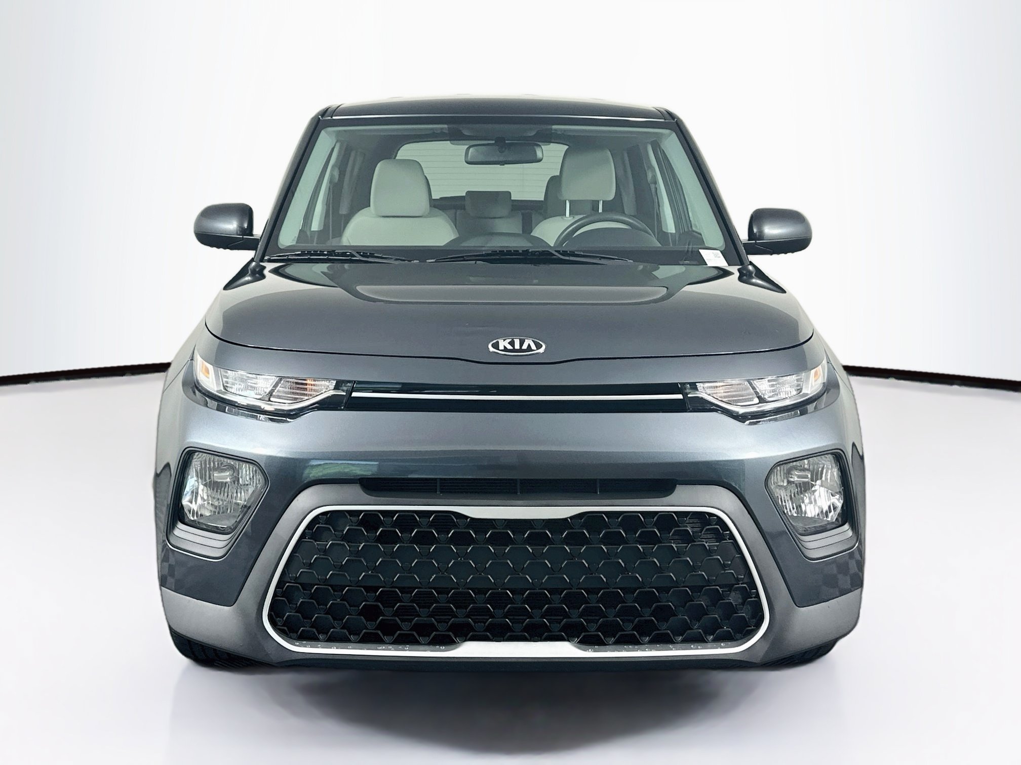 Used 2020 Kia Soul LX FWD image 2
