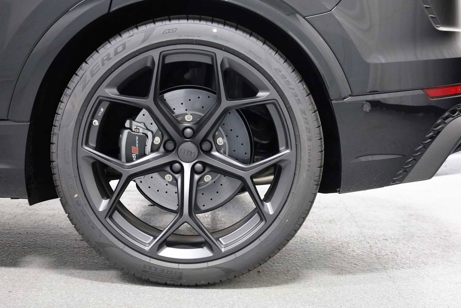 New 2026 Audi RS Q8 performance image 37