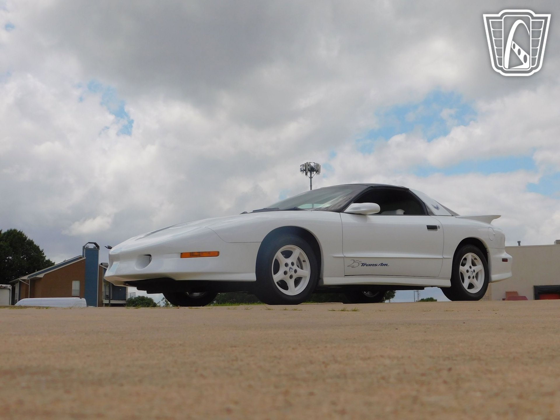 Used 1994 Pontiac Firebird Coupe image 3