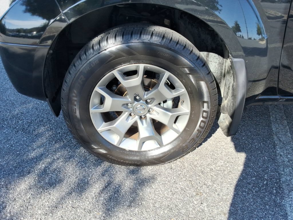 Used 2021 Nissan Frontier SV RWD image 10