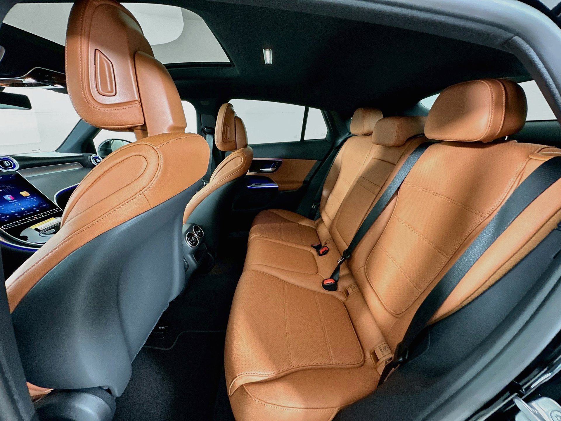 New 2027 Mercedes-Benz GLC 300 4MATIC image 27