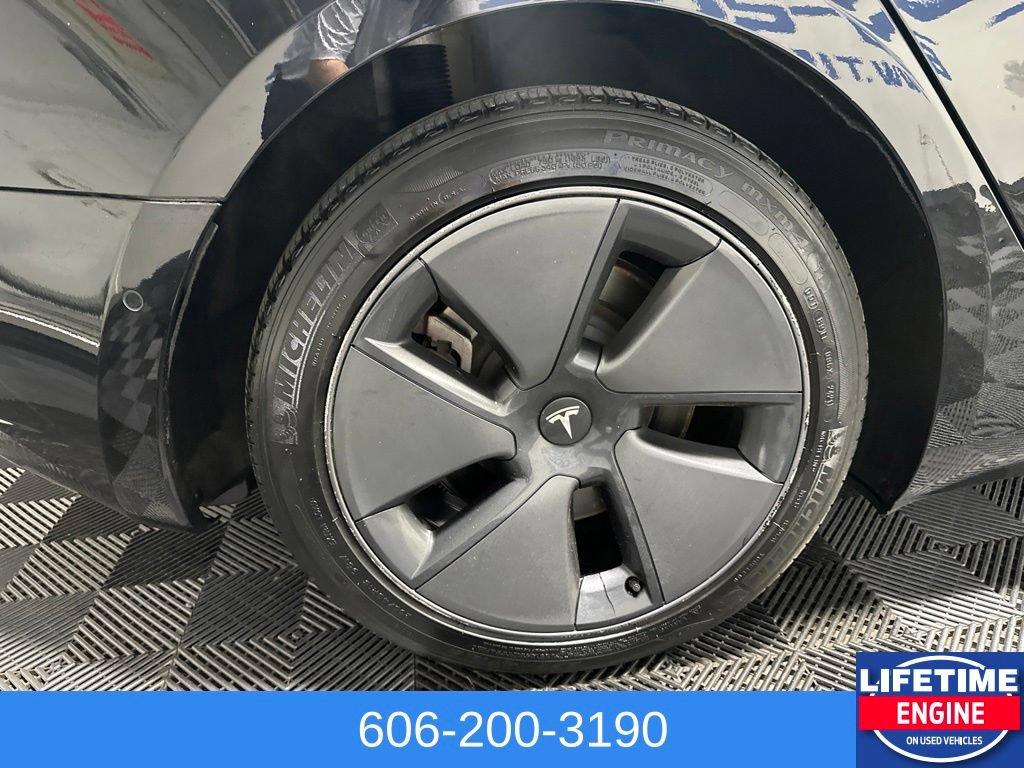 Used 2021 Tesla Model 3 Standard Range Plus RWD image 10