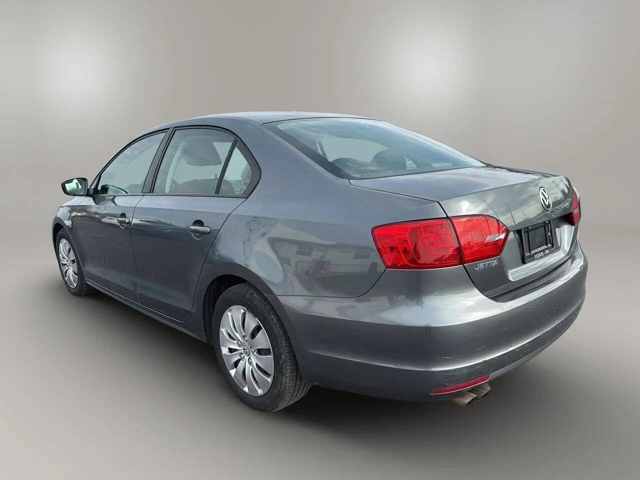 Used 2011 Volkswagen Jetta S FWD image 5